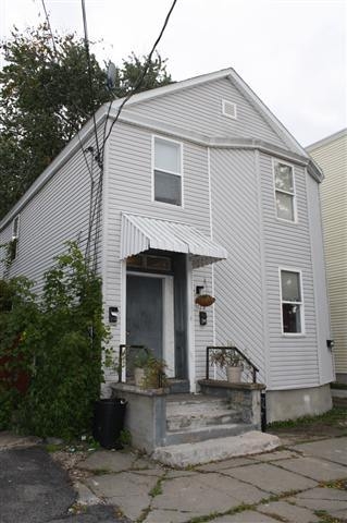 1128 Barrett St in Schenectady, NY - Building Photo