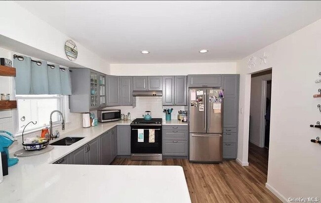 113 Harding Ave in Long Beach, NY - Building Photo - Building Photo