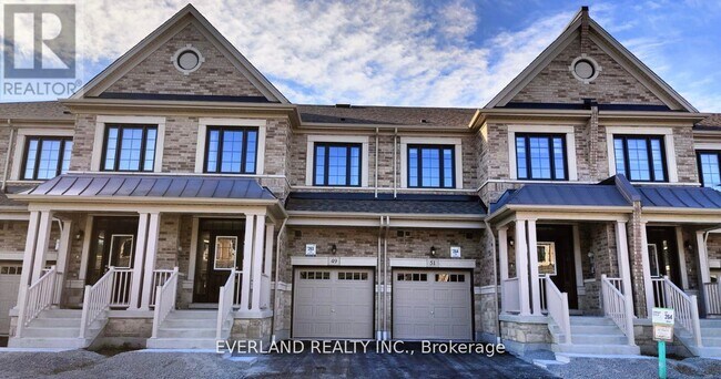 property at 49 VALVAR Dr