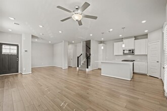 1510 Beach Oak Dr in Houston, TX - Building Photo - Building Photo