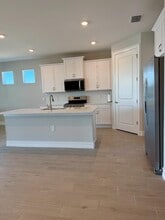 17827 Shade Tree Loop in Punta Gorda, FL - Building Photo - Building Photo