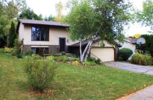 property at 7110 Lindfield Rd