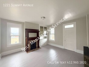 1221 Summit Ave in Monessen, PA - Building Photo - Building Photo