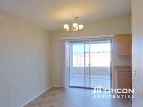 40148 Calabria St in San Tan Valley, AZ - Building Photo - Building Photo