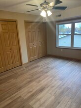 1402 W Broadway St, Unit 207 in Winona, MN - Building Photo - Building Photo