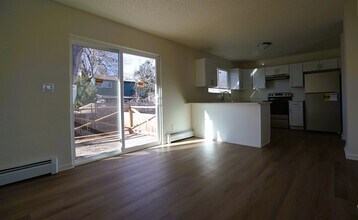 1225 S Coffman St in Longmont, CO - Building Photo - Building Photo