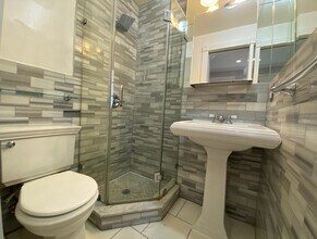 188 Avenue B in New York, NY - Building Photo - Building Photo
