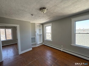 173 Farren Ave in New Haven, CT - Building Photo - Building Photo