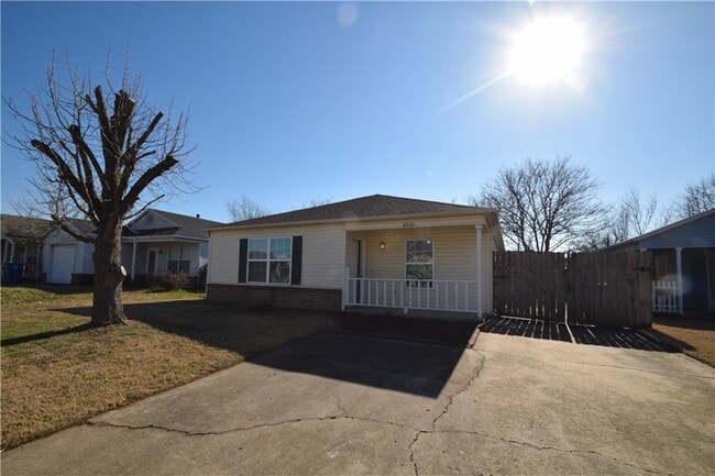 property at 2510 SE 4th St