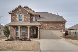 4112 Hialeah Dr in Denton, TX - Building Photo