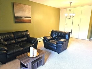 1 Lakeview Dr in Peekskill, NY - Building Photo - Building Photo