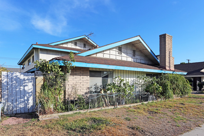 13382 Palm St in Garden Grove, CA - Building Photo - Building Photo