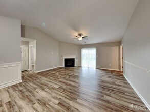 1628 Poplar Shadow Dr in Huntersville, NC - Building Photo - Building Photo