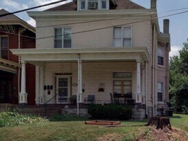 1600 Beechwood Ave, Unit 1 in Louisville, KY - Building Photo
