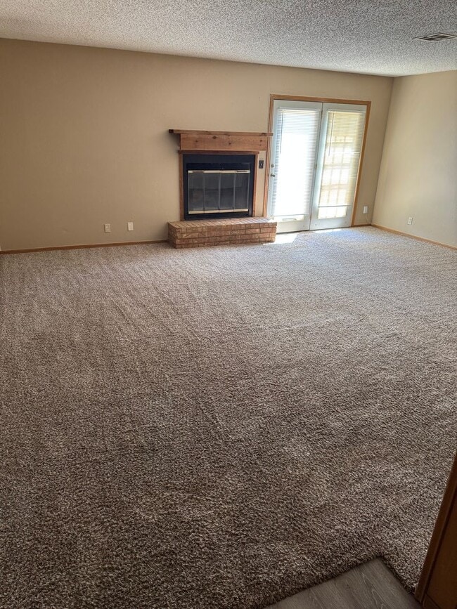 property at 2704-2706 Shoreridge Ave