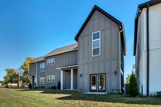 1738 Dr DB Todd Jr Blvd in Nashville, TN - Building Photo - Building Photo