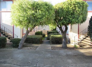 2149 Mount Diablo St, Unit 3 in Concord, CA - Building Photo - Building Photo