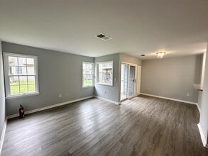 610 Edpas Rd in New Brunswick, NJ - Building Photo - Building Photo