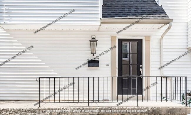 4842 Belleview Ave in Kansas City, MO - Building Photo - Building Photo