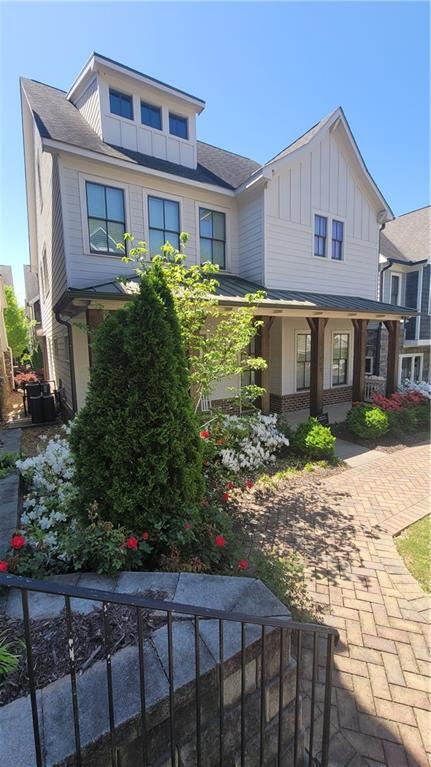 property at 983 Azalee Wharton Ave NW