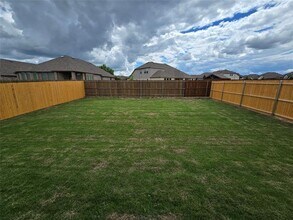 1165 Barbary Flds St in Heath, TX - Foto de edificio - Building Photo