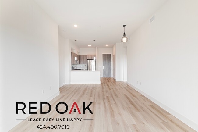 property at 1331 W 7th St