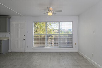 12406 Urban Dale Ct in Houston, TX - Building Photo - Building Photo