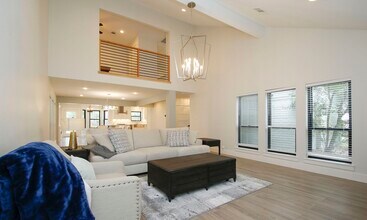 22 Tangle Brush Dr in Spring, TX - Foto de edificio - Building Photo