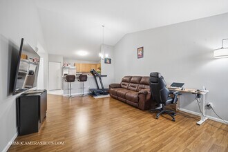 148 Bertram Dr in Yorkville, IL - Building Photo - Building Photo