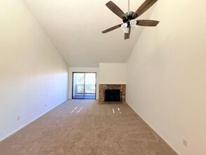 2855 Idlewild Dr in Reno, NV - Building Photo - Building Photo