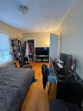 2 Gilson Ter, Unit 3 in Somerville, MA - Building Photo - Building Photo