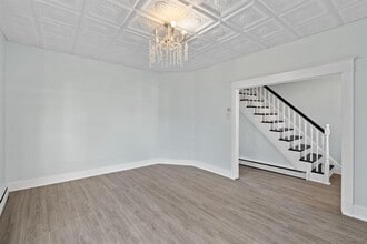 29 Thompson St in Port Jervis, NY - Building Photo - Building Photo