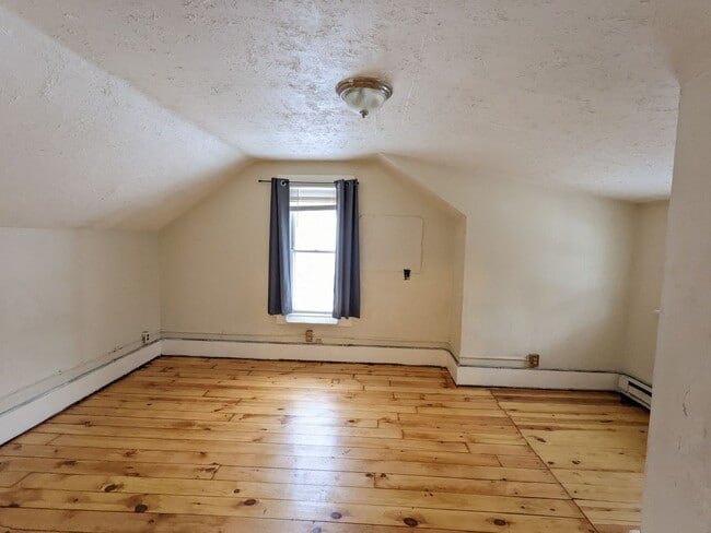 720 Hill Ave in Muskegon, MI - Building Photo - Building Photo