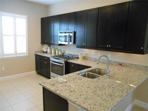 405 Tisbury Ct in DeLand, FL - Building Photo - Building Photo