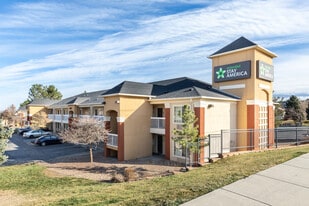 Furnished Studio - Englewood