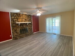 2808 N Ditmer Rd in Oklahoma City, OK - Building Photo - Building Photo