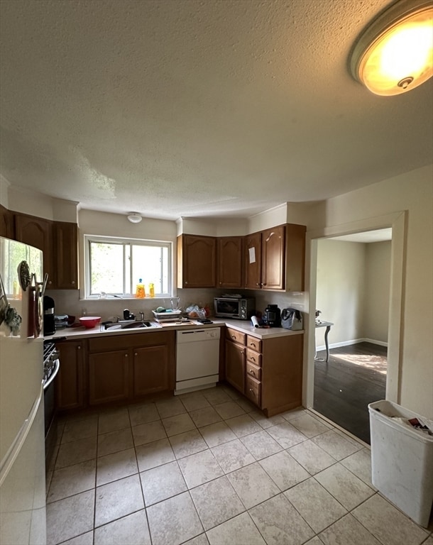 19 Kippy Dr in Newton, MA - Building Photo - Building Photo