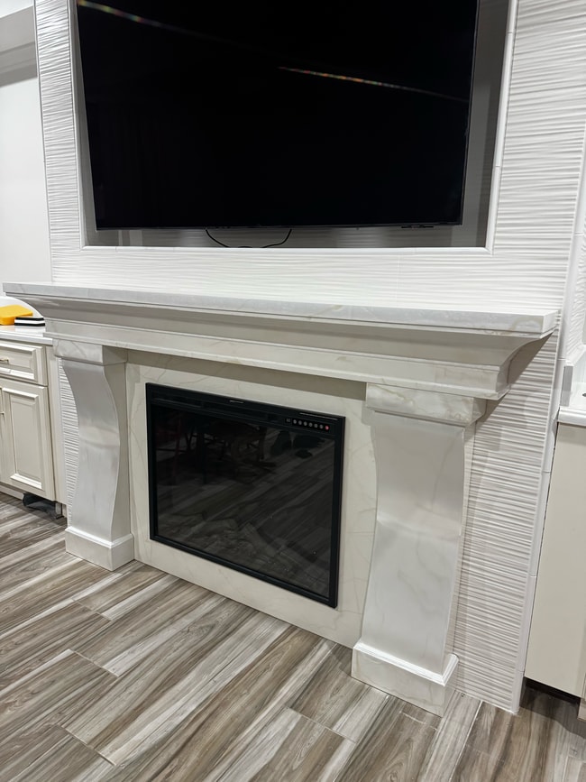 property at 2936 Lake Ave