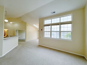 2235 Waterleaf Ct in Naperville, IL - Building Photo - Building Photo