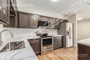 1112 W Halstead Dr in Phoenix, AZ - Building Photo