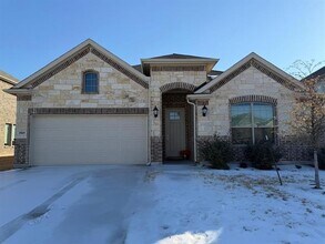 2521 Birchcrest Dr in Fort Worth, TX - Building Photo - Building Photo