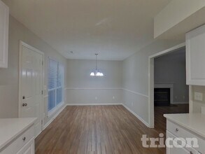 9320 Amy Dr, Unit 2165 in Charlotte, NC - Building Photo - Building Photo