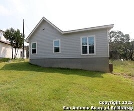 1041 Burning Tree in Spring Branch, TX - Building Photo - Building Photo