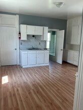 1315 S Arago St in Peoria, IL - Building Photo - Building Photo