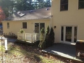 379 Concord Rd in Sudbury, MA - Building Photo - Building Photo