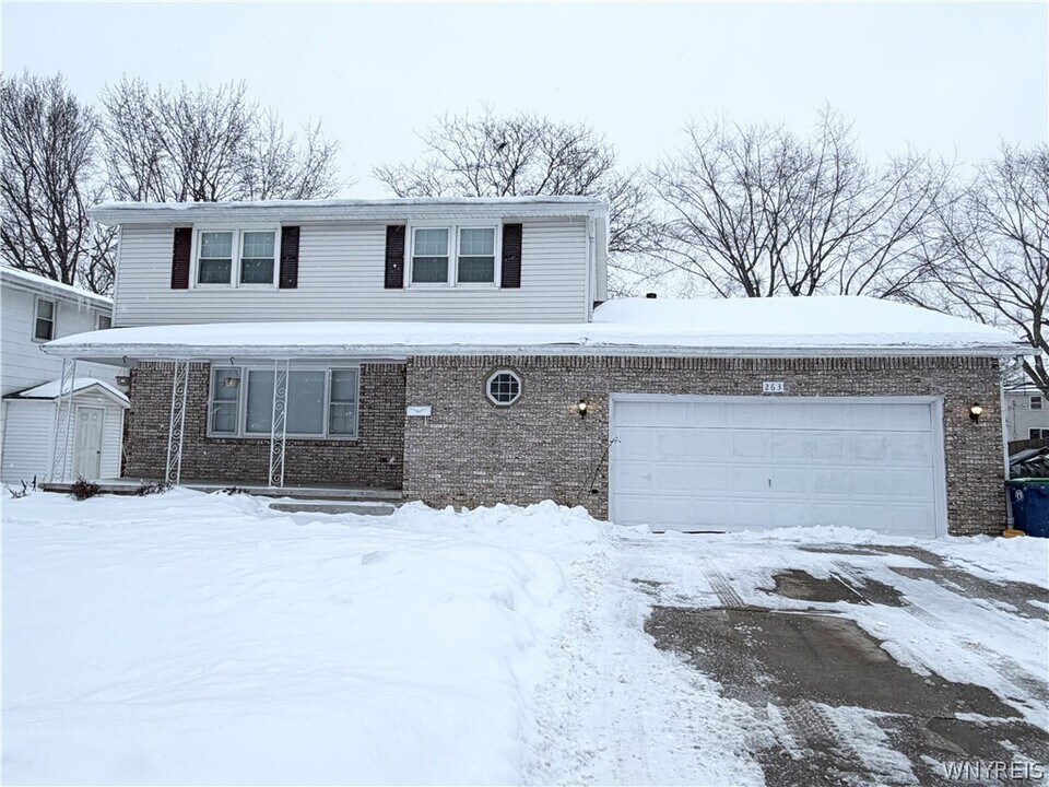 263 Fruitwood Terrace in Buffalo, NY - Building Photo