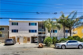 1722 27th Avenue in Oakland, CA - Building Photo - Building Photo