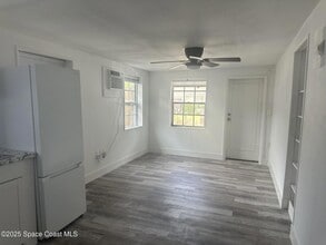 40 Patrick Ln, Unit 3c in Rockledge, FL - Building Photo - Building Photo