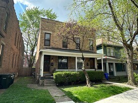 1073 Mt Pleasant Ave in Columbus, OH - Building Photo