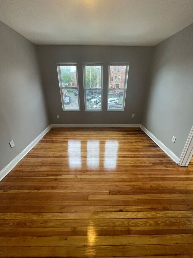 2 Miles St in Boston, MA - Building Photo - Building Photo